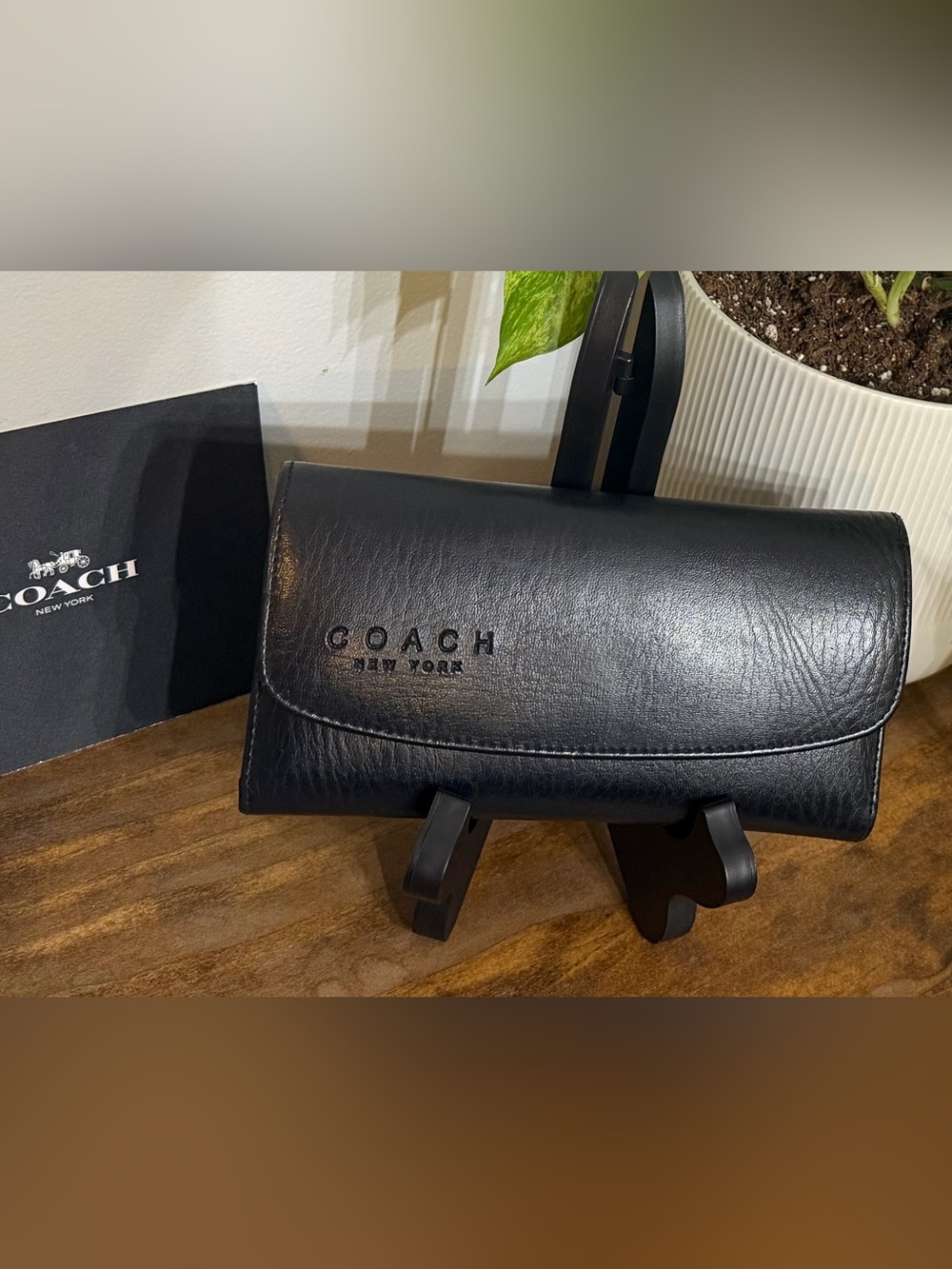 Coach New York Black Leather Womens trifold wallet